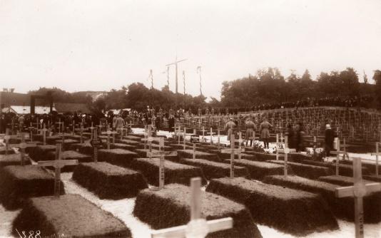Msza polowa na cmentarzu wojennym we Lwowie w intencji żołnierzy austriackich poległych w walkach z Rosjanami