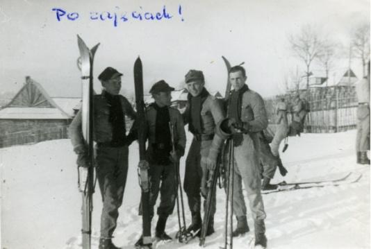 Kurs narciarski dla żołnierzy w Bukowinie Tatrzańskiej.