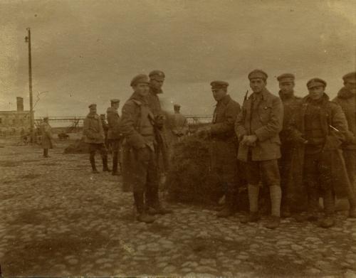 Legiony Polskie na stacji kolejowej w Baranowiczach, w grudniu 1916
