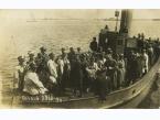 Oficerowie kawalerii na łodzi w Gdyni, 23 maja 1930